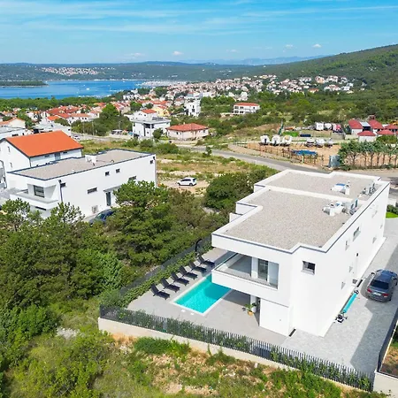 Villa I *